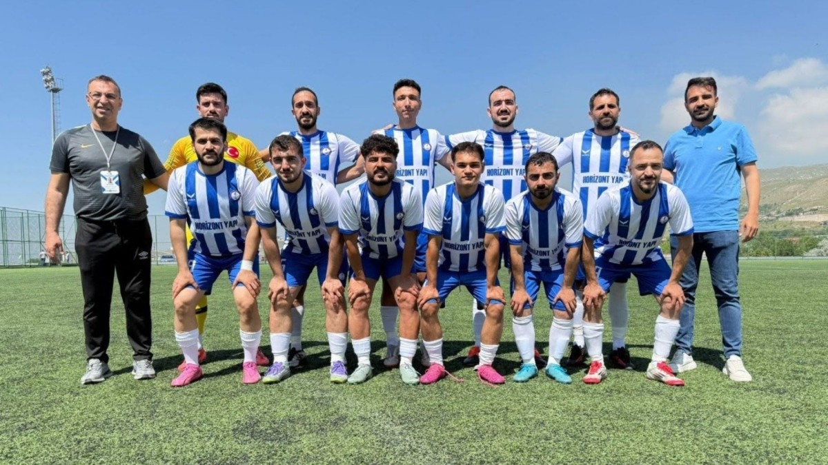 Adıyaman Belediyespor İşitme Engelliler Takımı yarı finalde  - Videolu Haber