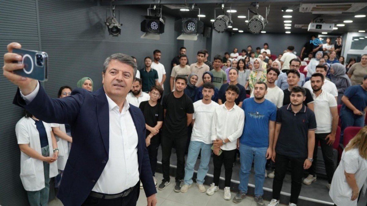 Tutdere’nin eğitimde fırsat eşitliği hamlesi başarı getirdi: AKEM’de 30 öğrenci ilk 30 binde  - Videolu Haber